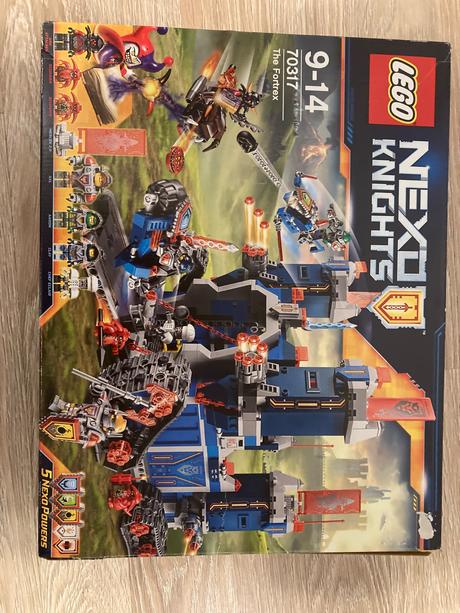 Lego nexo knights velky hrad+ kon, 