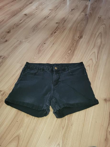 Šortky, amisu,s