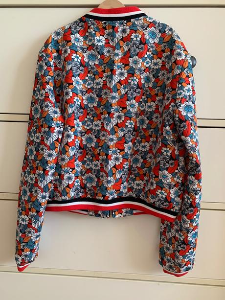 Lili sidonio mikina. veľkosť 14 rokov, 164