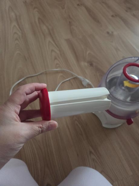 Odšťavovač, moulinex