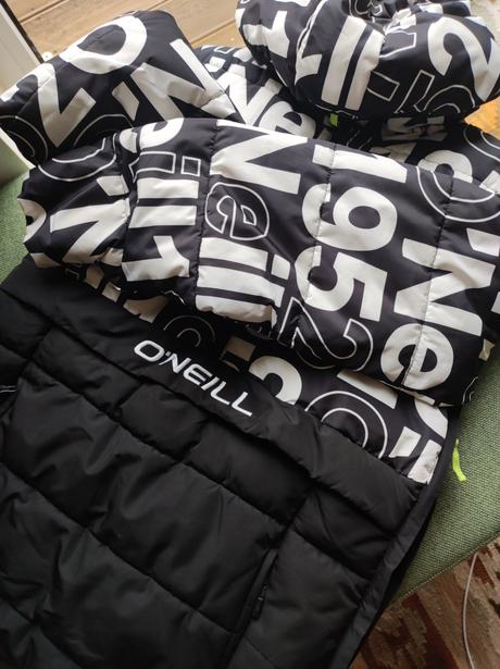 Predám zimnú bundu, o'neill,176