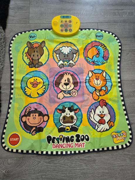 Animal dancing playmat, 