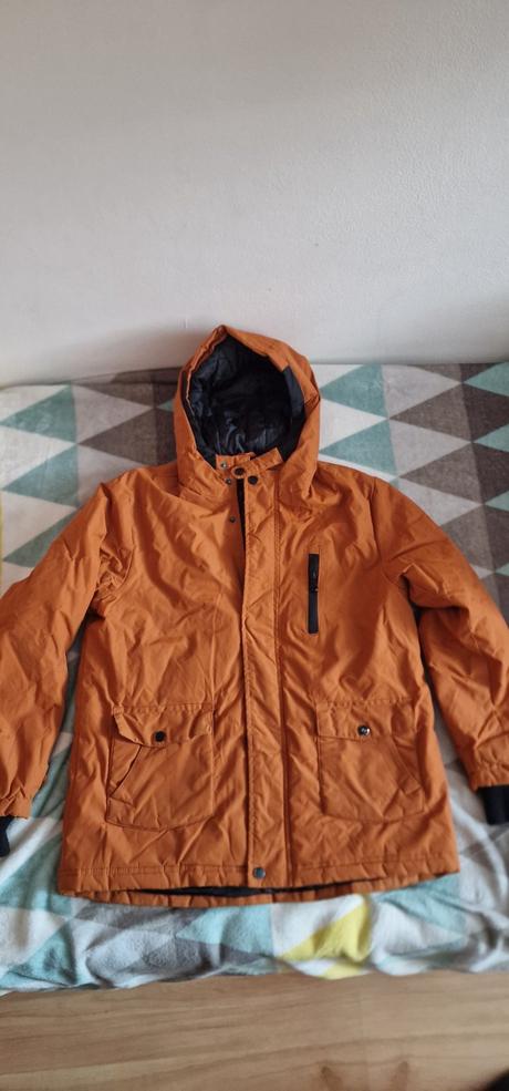 Zimna bunda, sinsay,158