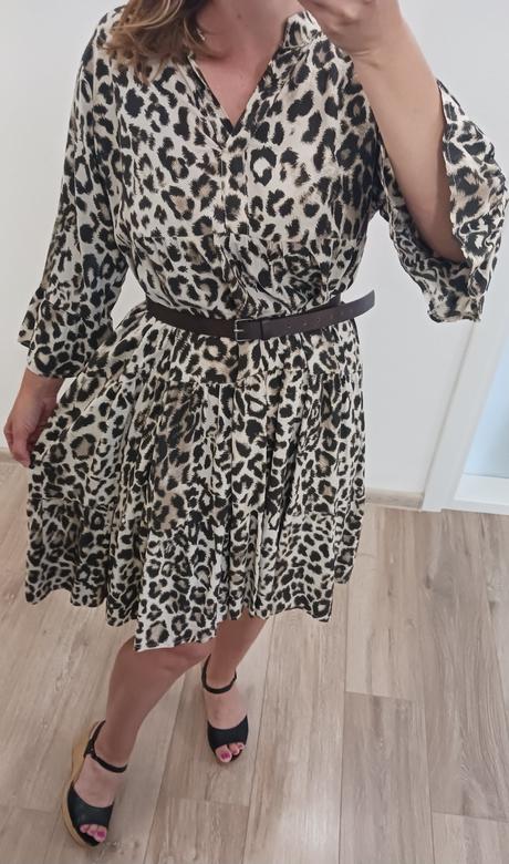 Dámske šaty veľkosť m, m