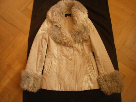 Dámsky prechodný krátky kabátik, 36