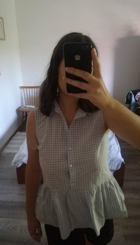 Bielomodra kosela, atmosphere,40