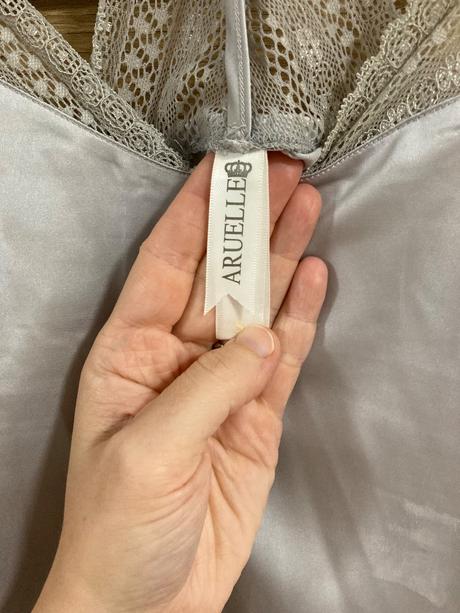 Saténová nočná košeľa, s