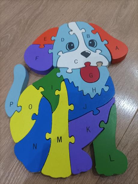 Drevená skladačka psik,