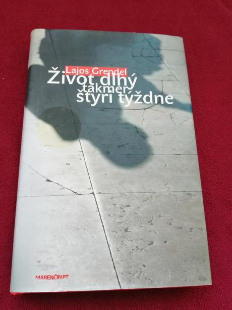 Život dlhý takmer štyri týždne,