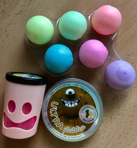 Sliz a slizove svietiace gule, 