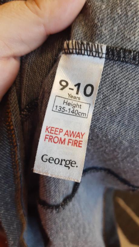 Dievčenská sukňa na traky, 134