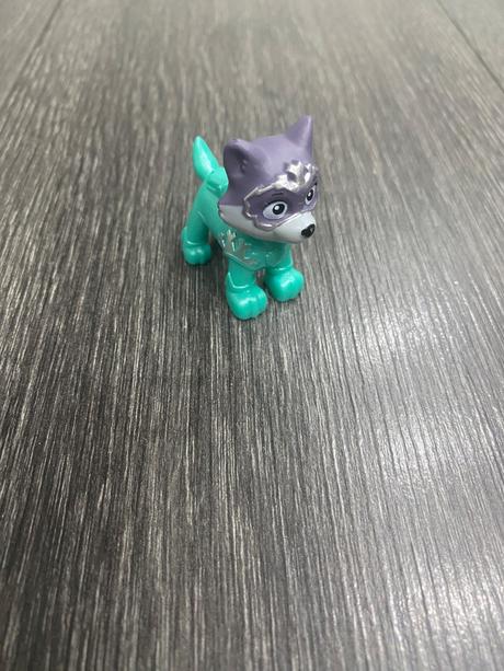 Postavička zvieratko, 