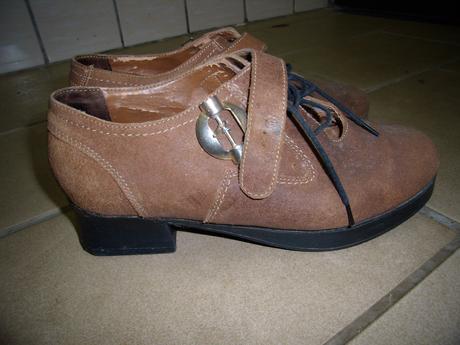 Semišové topanky, 39