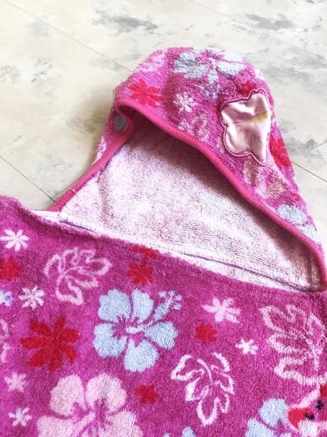 Plážový županček, 128