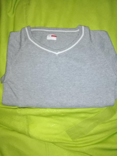 Chlapcenský sveter, name it,140