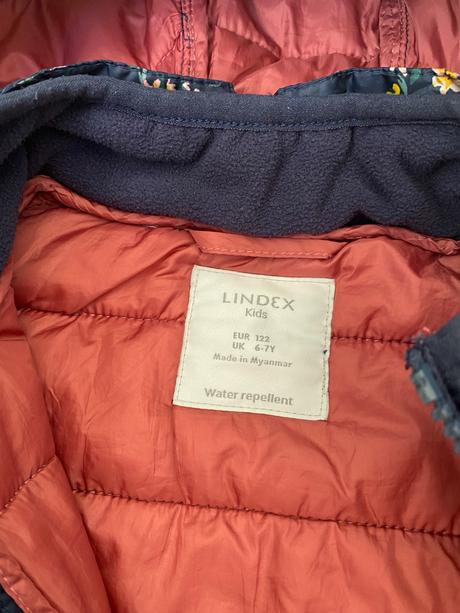 Prechodná bundicka, lindex,122