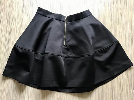 Krasna sukňa, h&m,40