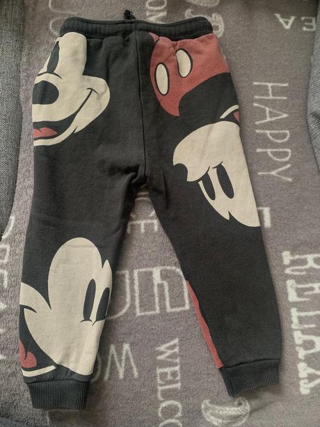 Tepláky mickey, zara,92