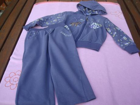 Mikinka a teplacky, 92