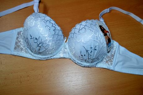 Dámska luxusná podprsenka, 65a - 95d