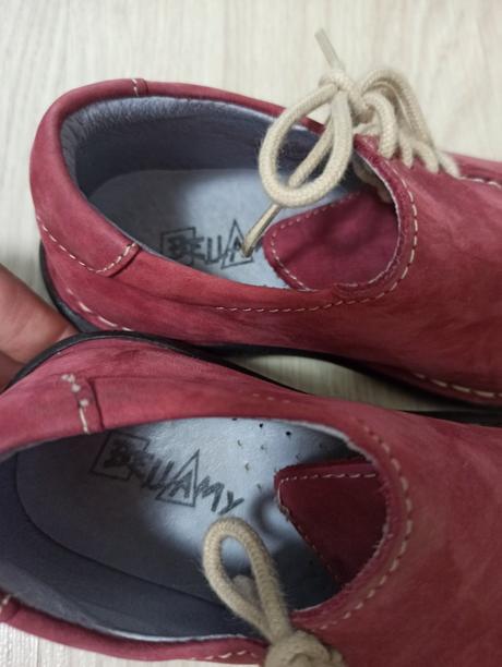 Tehlové topánky, 27