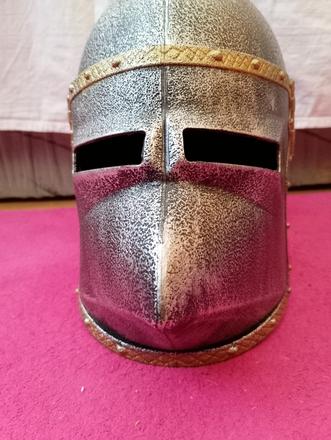 Helma bascinet plastova - top stav, 