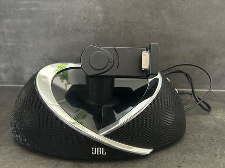 Jbl reproduktor,