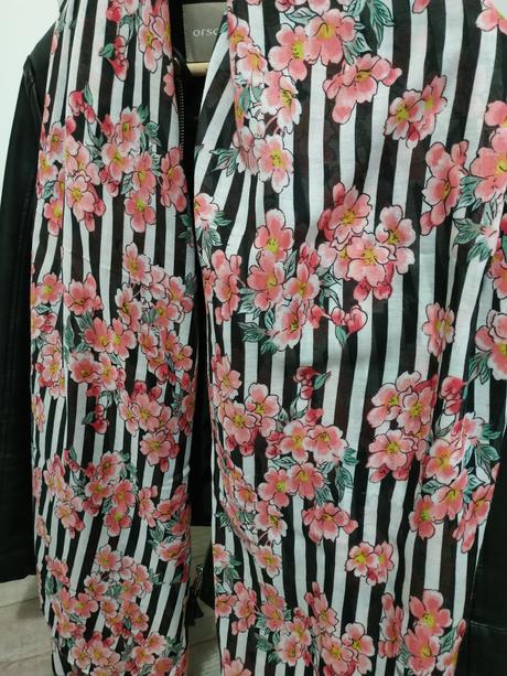 Kvetovana satka s pásikmi, orsay, orsay