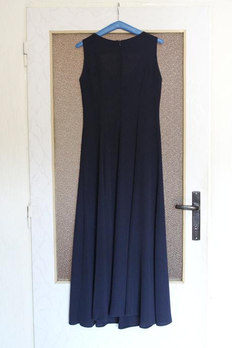 Spoločenské šaty, 38