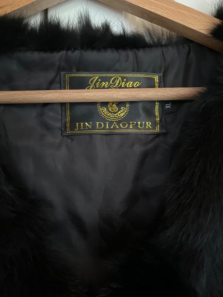 Cierna vesta z pravej kozusiny, m