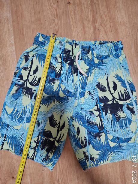 Krátke nohavice, 140–152