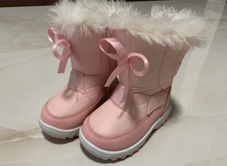 Snehule, deichmann,23