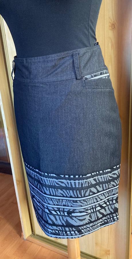 Sukňa elegantna, 40