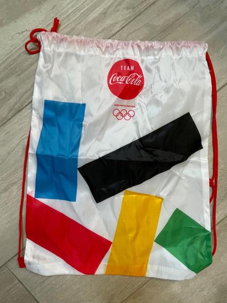 Cola zaťahovacie vrecko, 