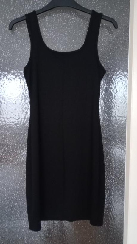 Čierne minišaty, gate,s