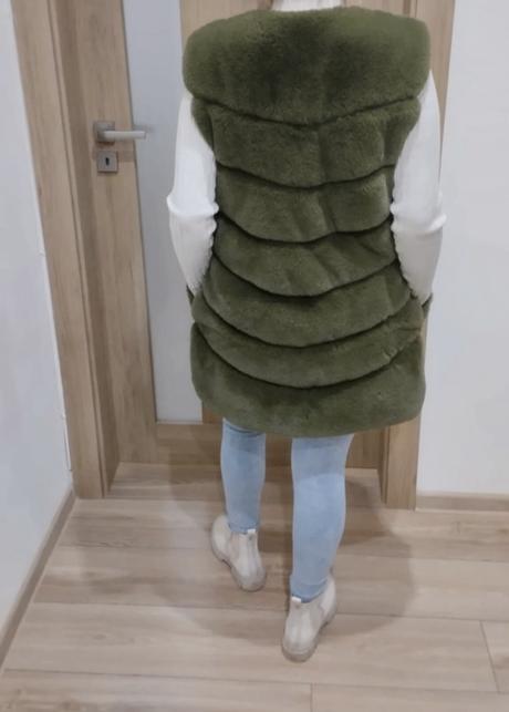 Dámskú kožušinková vesta, 