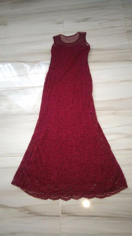 Dámske spoločenské čipkované dlhé šaty s, s