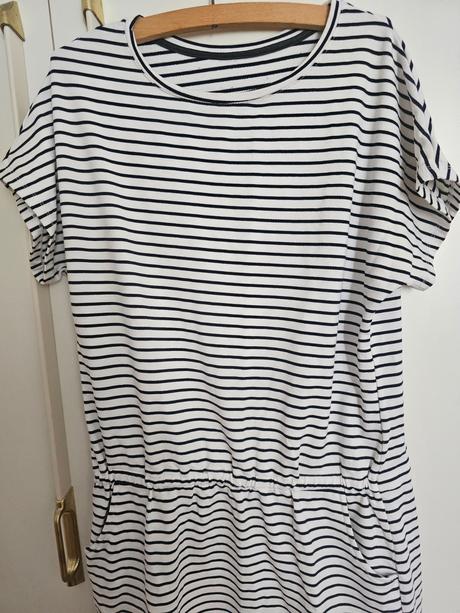 Predám dámske šaty, m