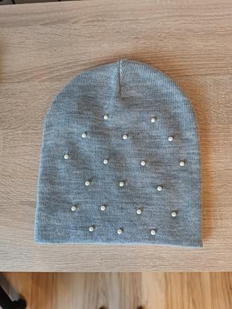 Dámska čiapka s perličkami, gate