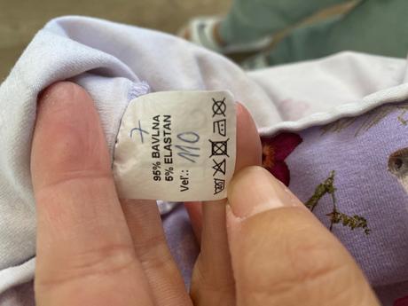 Šaty slovenskej zn. jakalu, 110