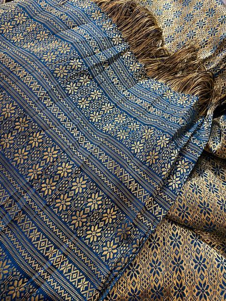 Luxusný krásny prehoz prikrývka deka z malajzie,