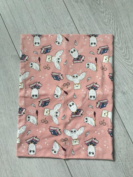 Dievcenska ciapka a nakrcnik hedviga 3-4 roky, h&m,104