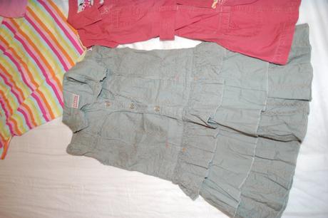 6 x šaty z toho 4 x next v top stave veľkosť 92 cm, 86–98