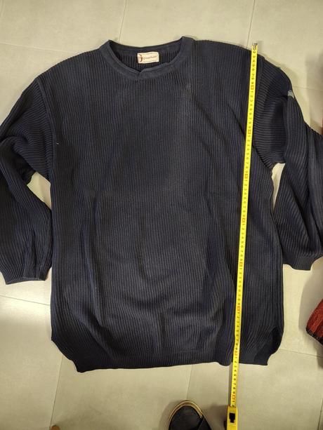 Pánske svetre za symbolickú sumu, l