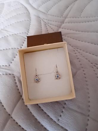 Náušnice z bieleho zlata,