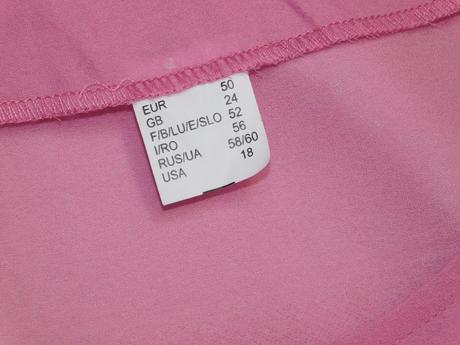 Velmi pekna bluzka, 50