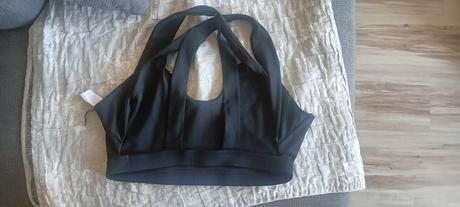 Športová podprsenka a postou nenosené, nike,l