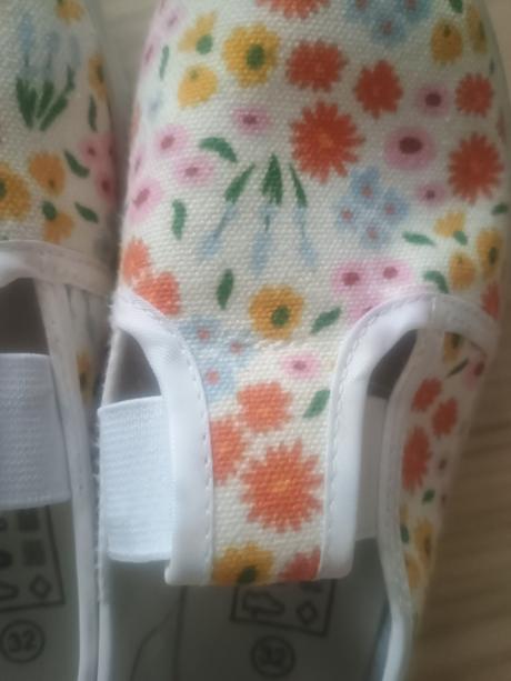 Cvičky na telesnú 32 top stav, f&f,32