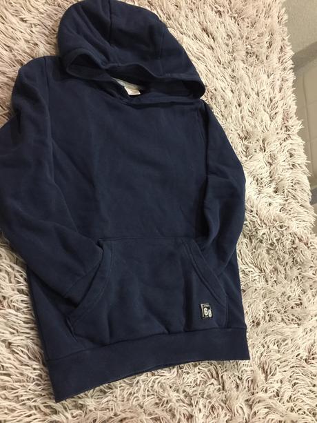 Tmavomodrá mikina, f&f,134