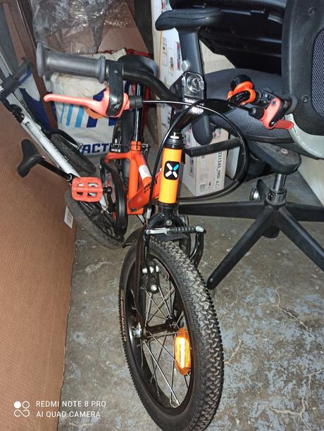 Predám detské bicykle, sedačky a ohradku, petite&mars